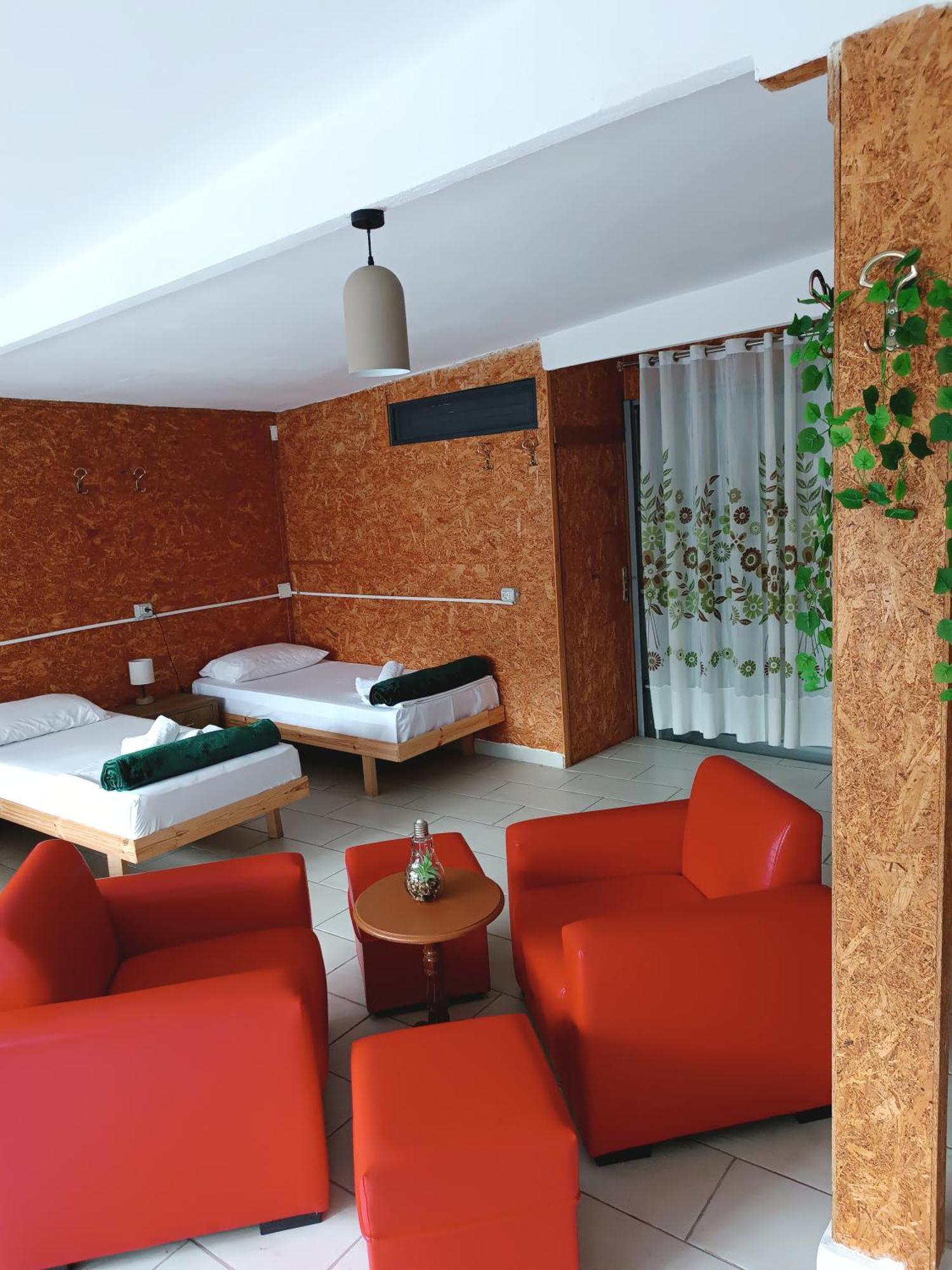 Guesthouse Eva Duplex Apartment Berat Luaran gambar